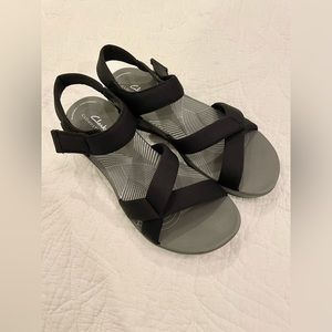 Clarks Cloudstepper Sandals